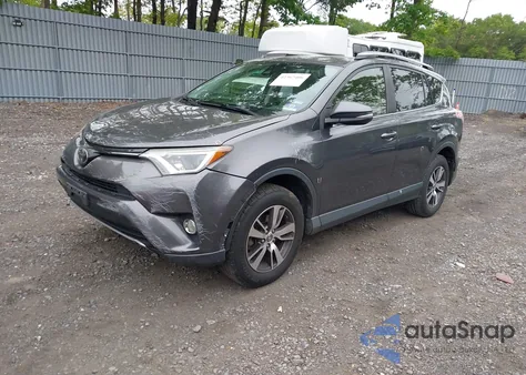 2017 Toyota Rav4 Xle z USA, uszkodzony, nr VIN JTMRFREV9HJ703746